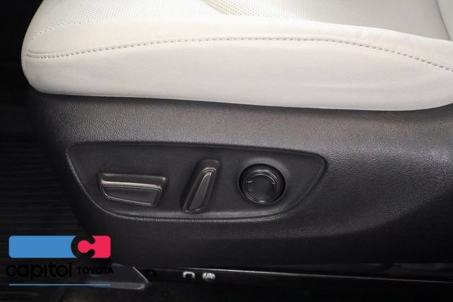 Certified 2024 Toyota Grand Highlander AWD image 14