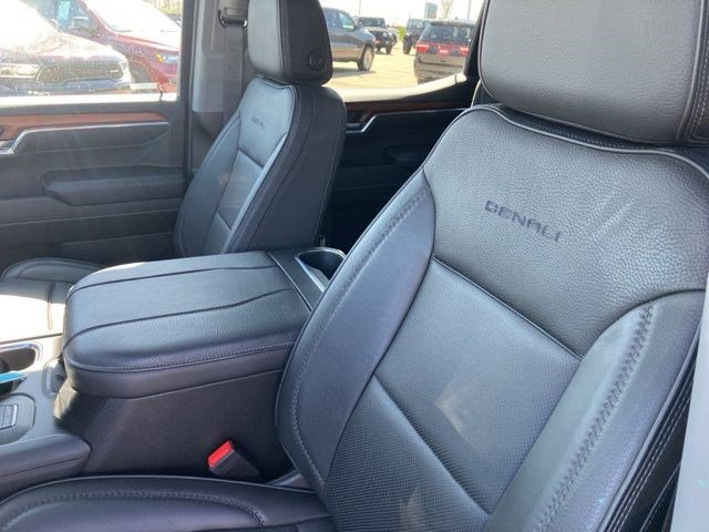 Used 2023 GMC Sierra 1500 Denali AWD/4WD image 15
