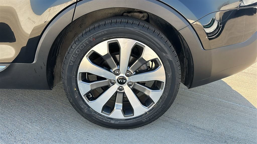 Used 2021 Kia Telluride EX w/ EX Premium Package image 18