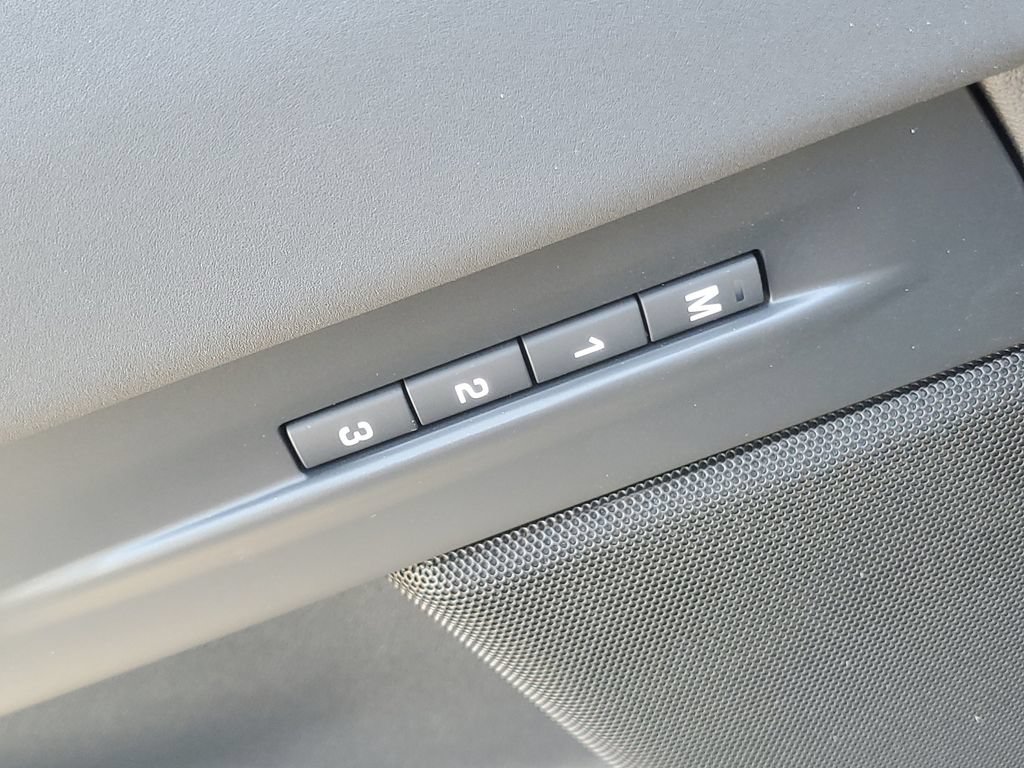 New 2026 Land Rover Range Rover Evoque S AWD/4WD image 10