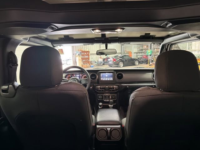 Used 2023 Jeep Wrangler Sport S image 18