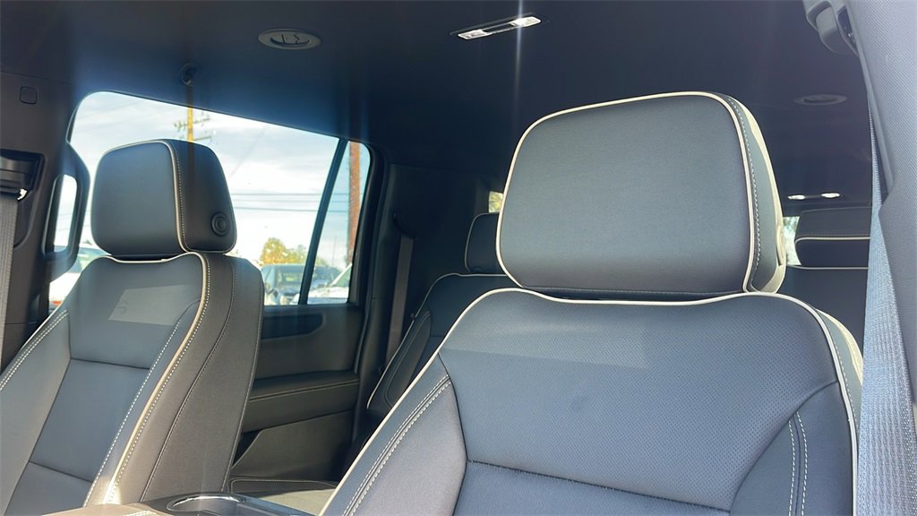 New 2026 GMC Yukon XL Elevation image 12
