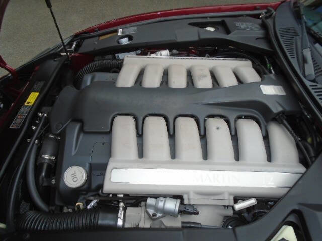 Used 2001 Aston Martin DB7 Vantage image 17