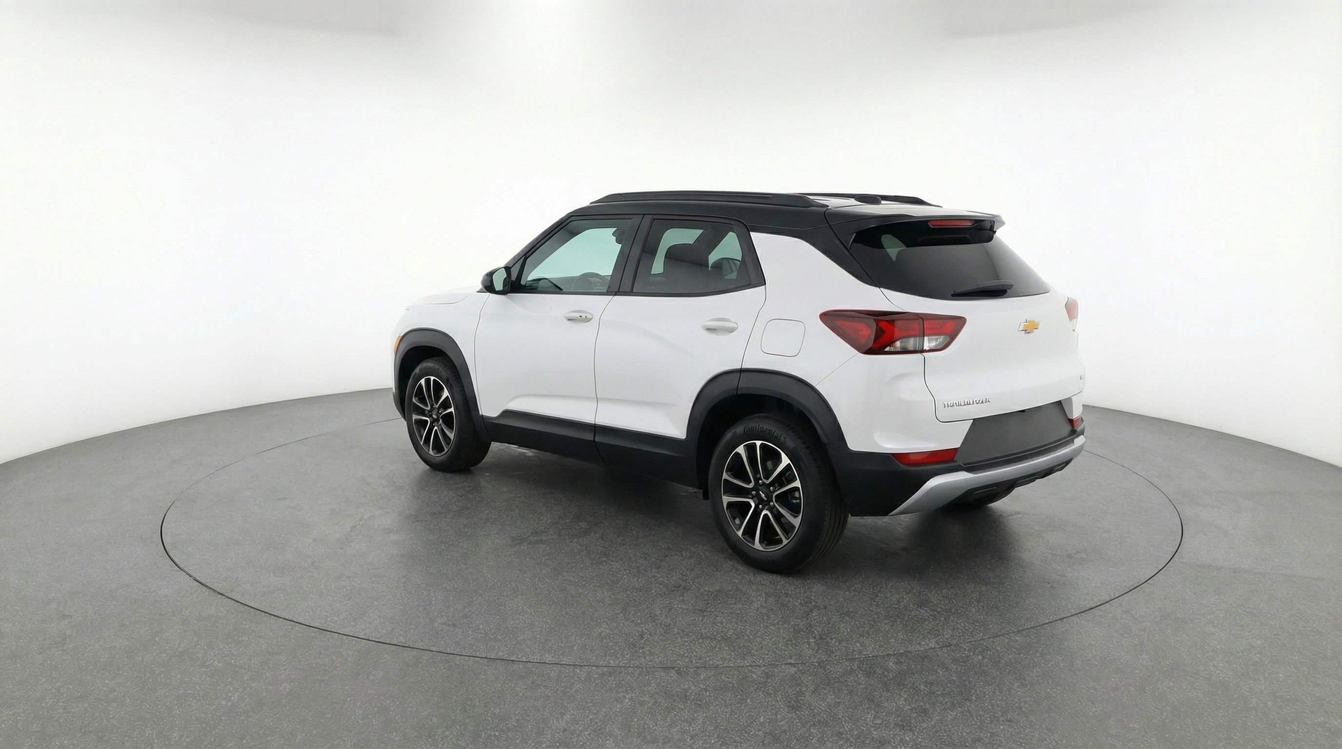 Used 2025 Chevrolet TrailBlazer LT image 6