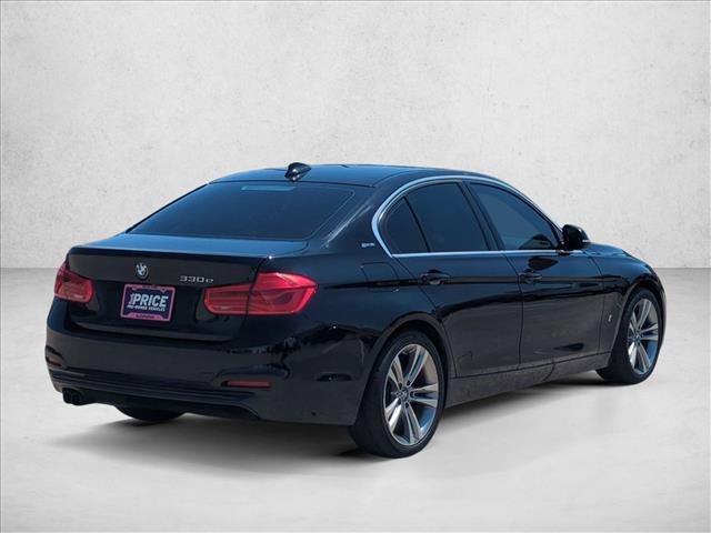 Used 2018 BMW 330e w/ Convenience Package RWD image 5