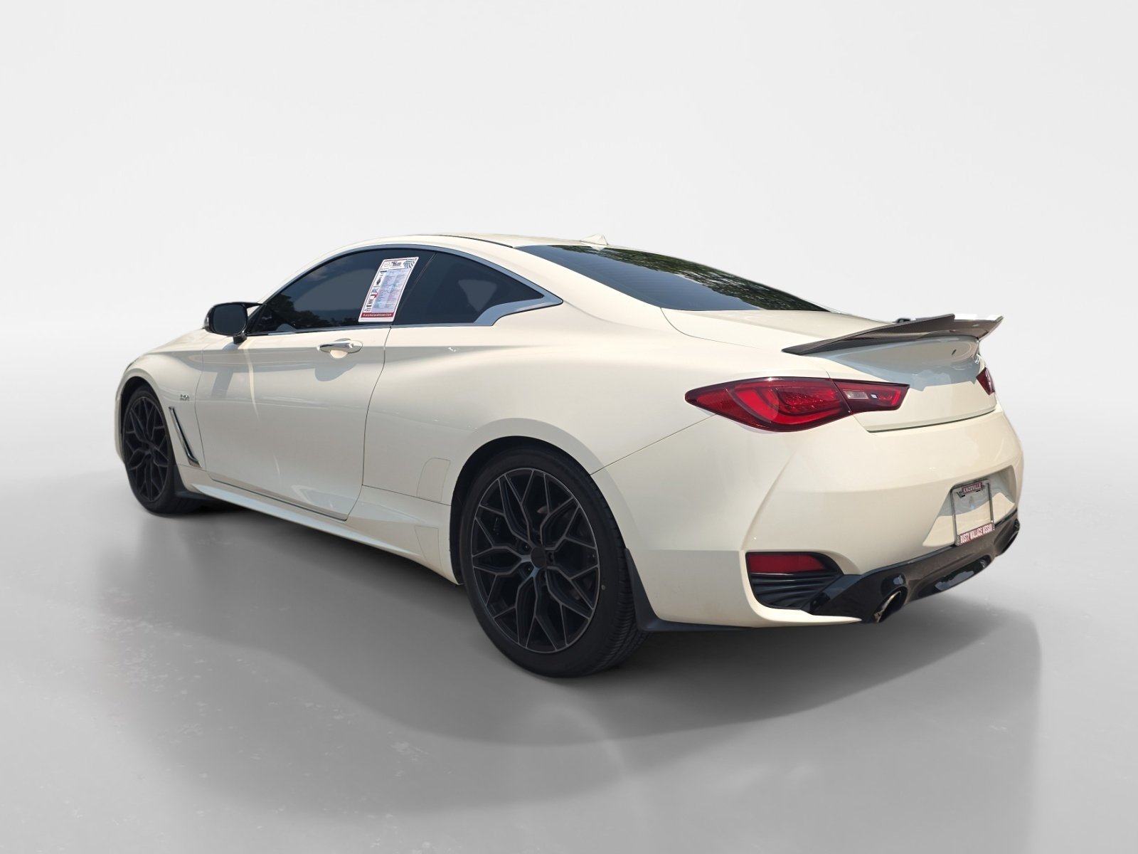 Used 2018 INFINITI Q60 3.0t Luxe w/ Sensory Package 3.0T Luxe AWD/4WD image 3
