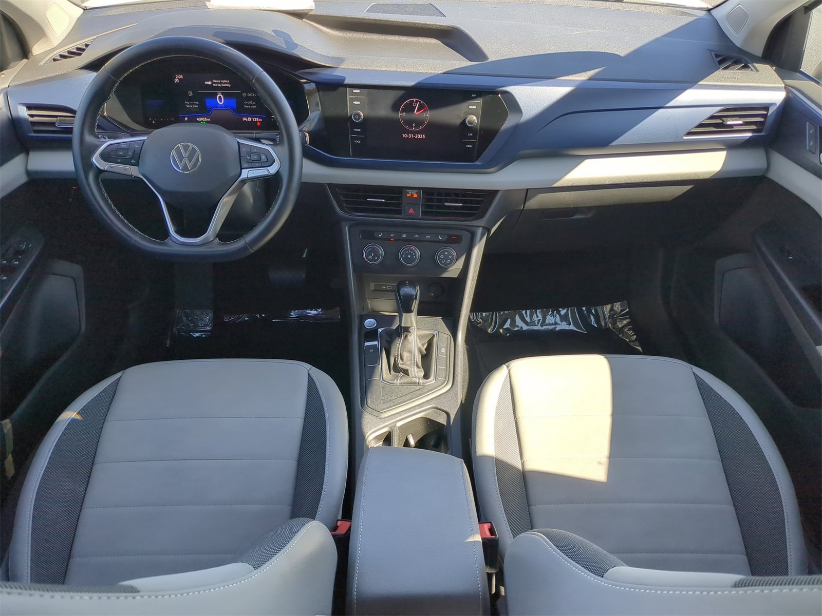 Used 2022 Volkswagen Taos SE image 15