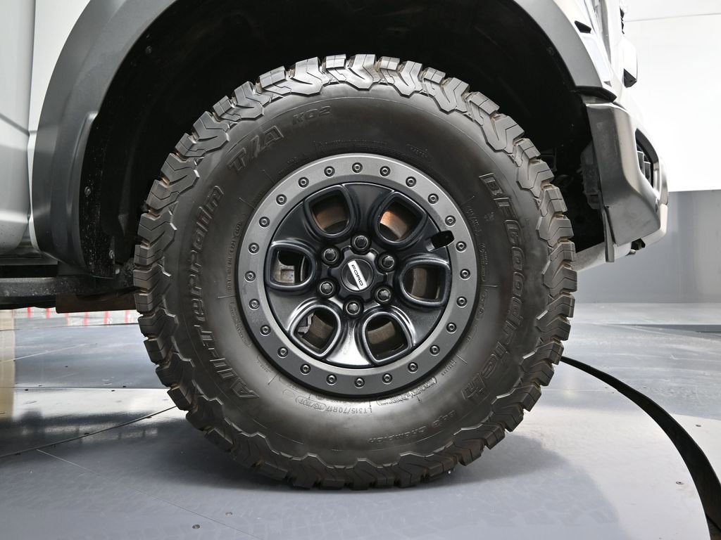 Used 2023 Ford F150 Raptor w/ Raptor Carbon Fibre Package image 16