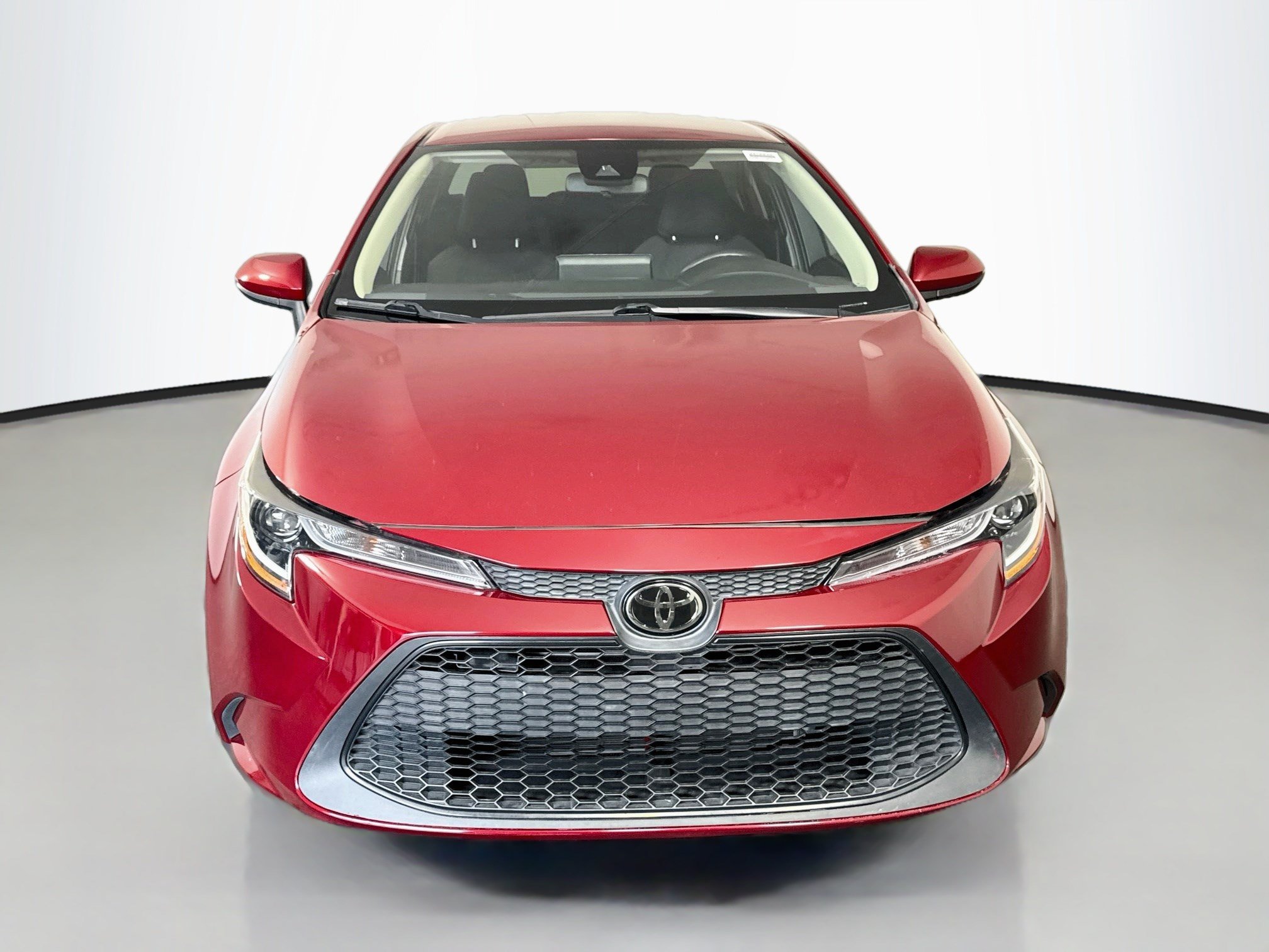 Used 2022 Toyota Corolla LE FWD image 2
