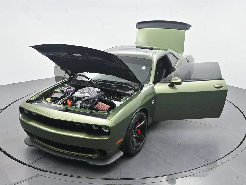 Used 2022 Dodge Challenger SRT Hellcat w/ Plus Package RWD image 45