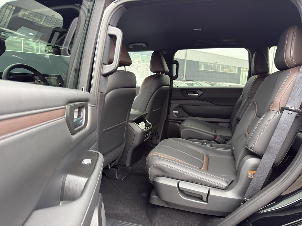 New 2026 Nissan Armada SL w/ Captain's Chari Seat Package image 29