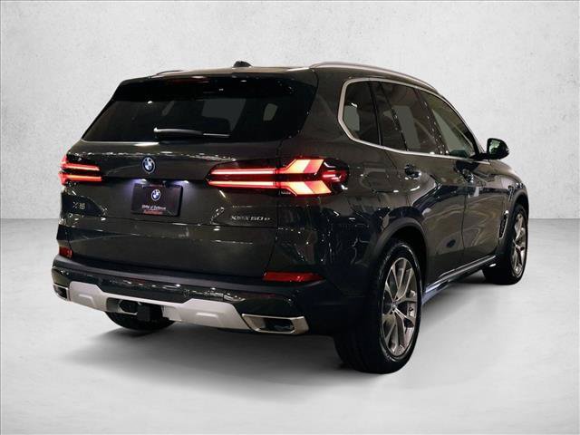 Used 2026 BMW X5 xDrive50e w/ Premium Package AWD/4WD image 2