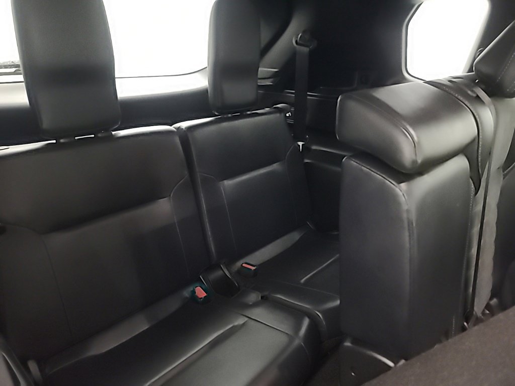 Used 2025 Mitsubishi Outlander SE AWD/4WD image 17