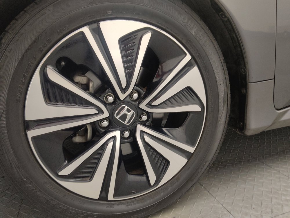 Used 2017 Honda Civic EX-L image 31