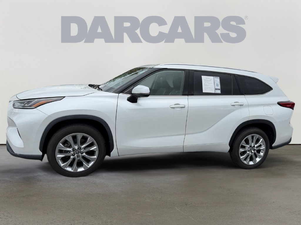 Used 2023 Toyota Highlander Limited FWD image 4