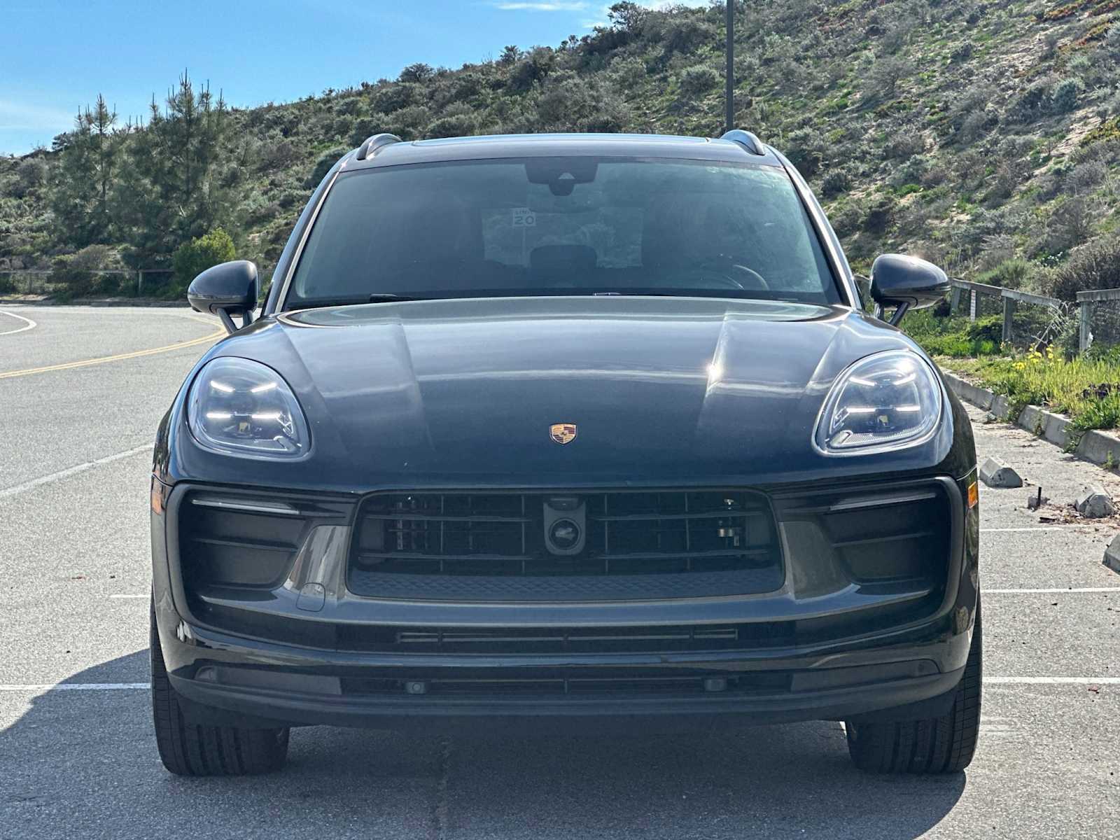 Used 2025 Porsche Macan Turbo image 11