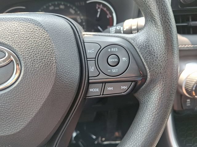 Used 2024 Toyota RAV4 XLE AWD/4WD image 22