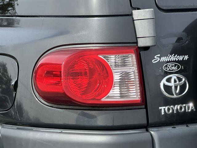 Used 2007 Toyota FJ Cruiser 4WD image 9