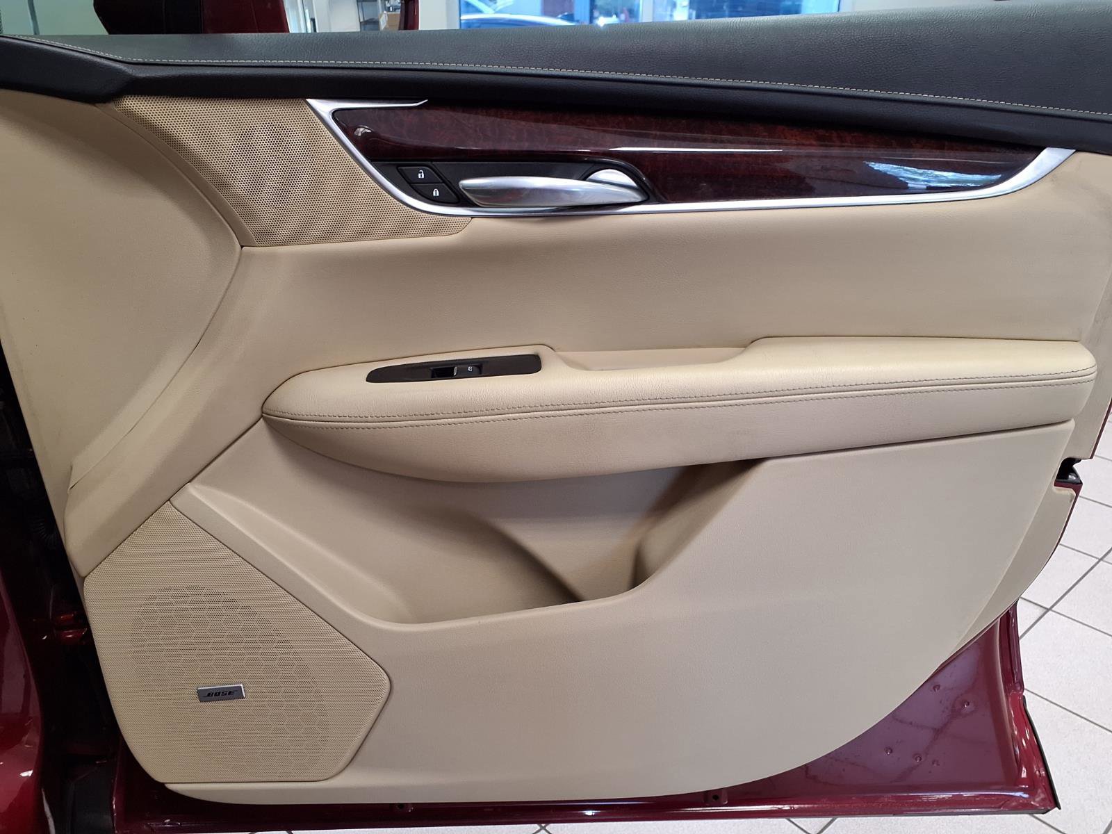 Used 2019 Cadillac XT5 Luxury FWD image 12