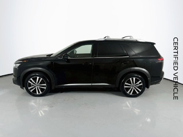 Certified 2024 Nissan Pathfinder Platinum w/ Cargo Package FWD image 6