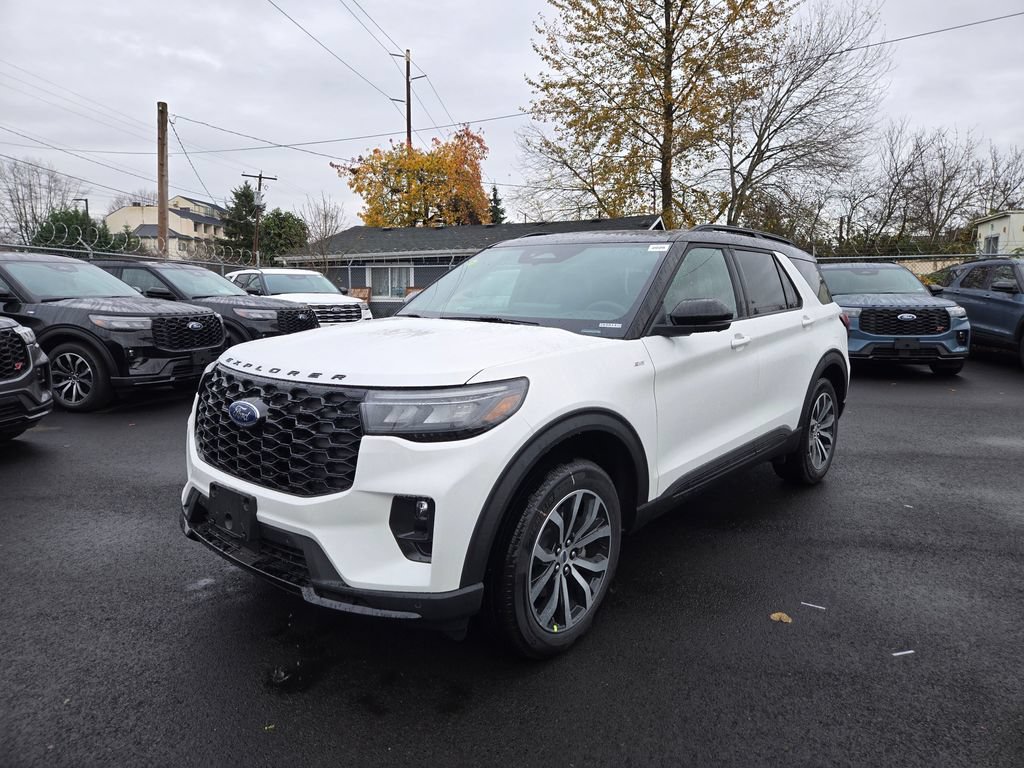 New 2026 Ford Explorer ST-Line