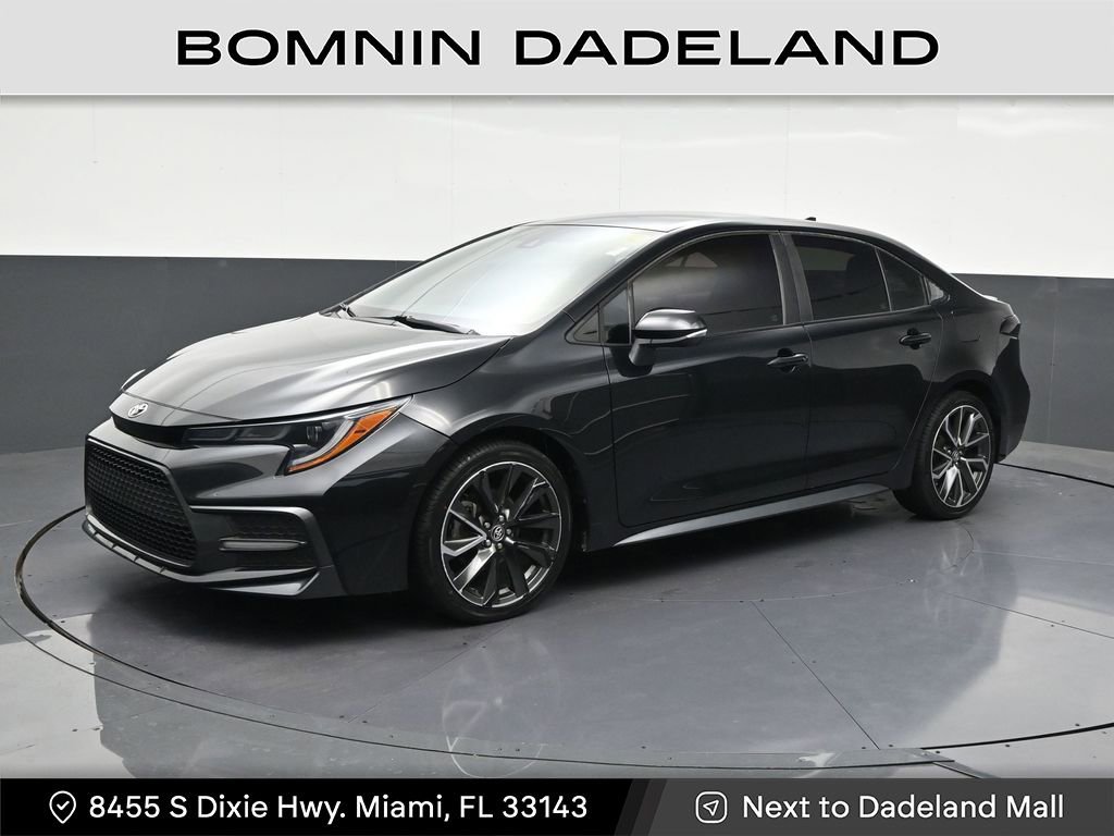 Used 2022 Toyota Corolla SE image 1