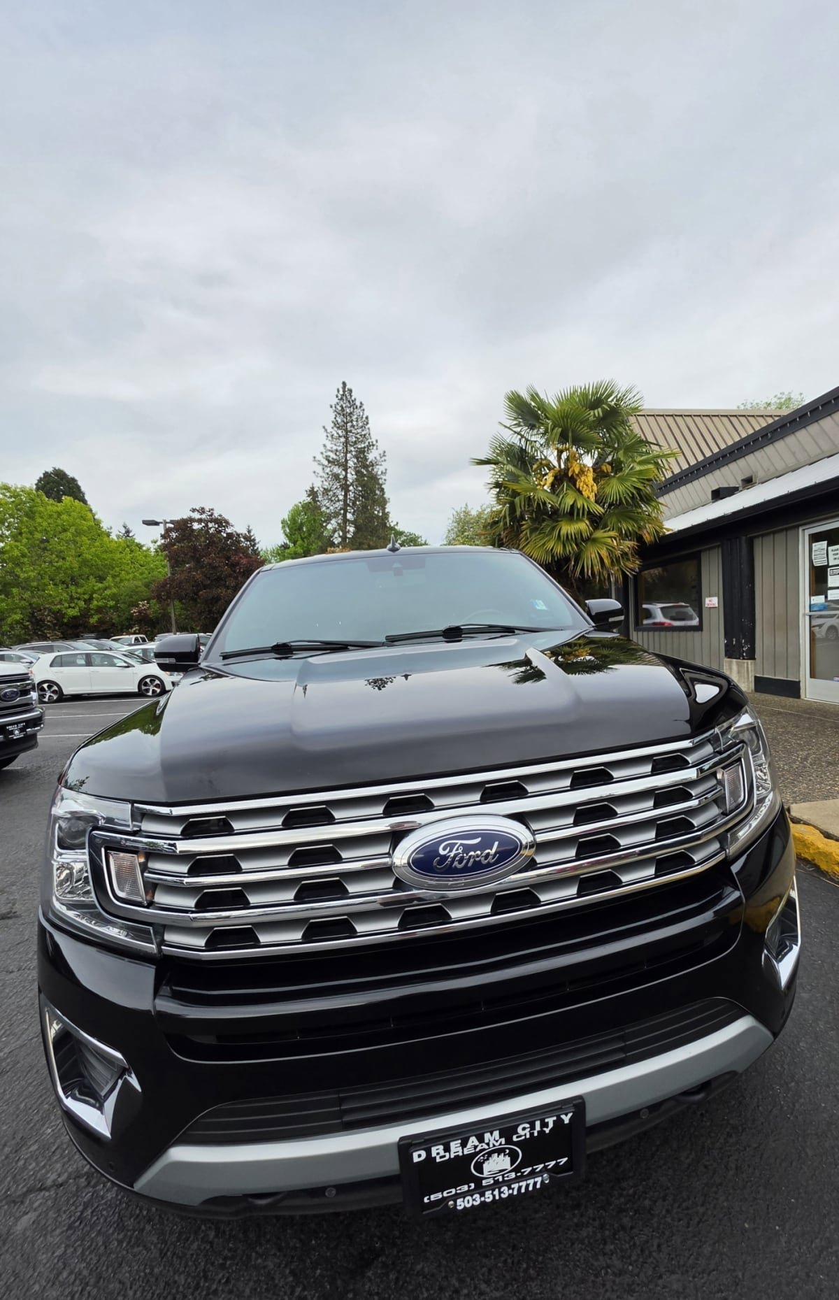 Used 2021 Ford Expedition Max Limited AWD/4WD image 10