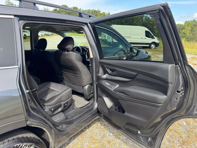 Used 2025 Subaru Ascent Premium AWD/4WD image 19