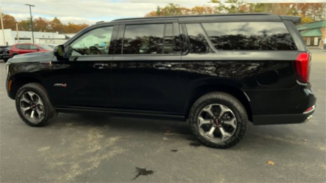 New 2026 GMC Yukon XL AT4 Ultimate w/ LPO, Illumination Package image 5