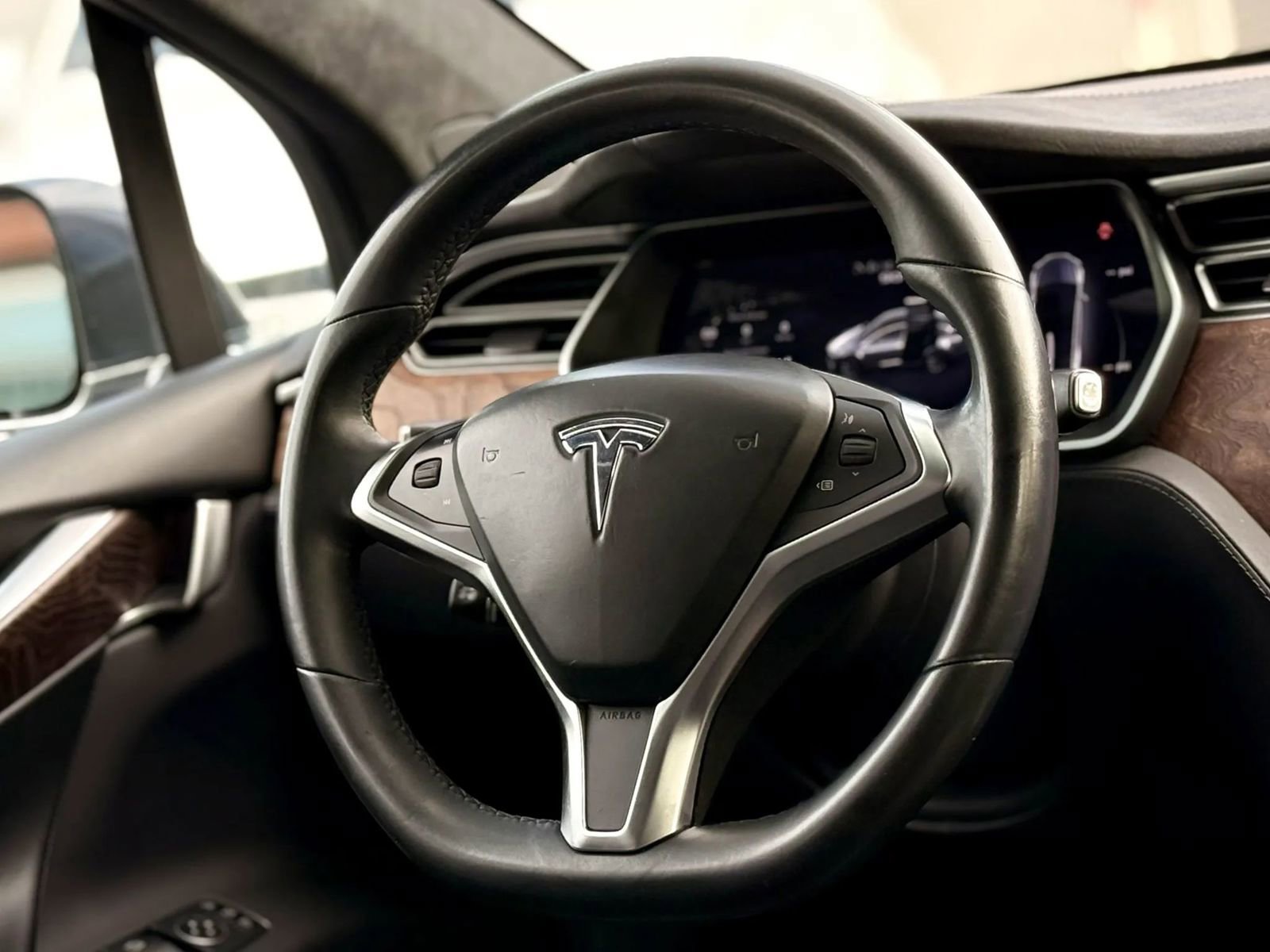 Used 2016 Tesla Model X 90D image 13