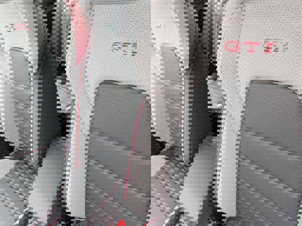 New 2025 Volkswagen GTI Autobahn image 16