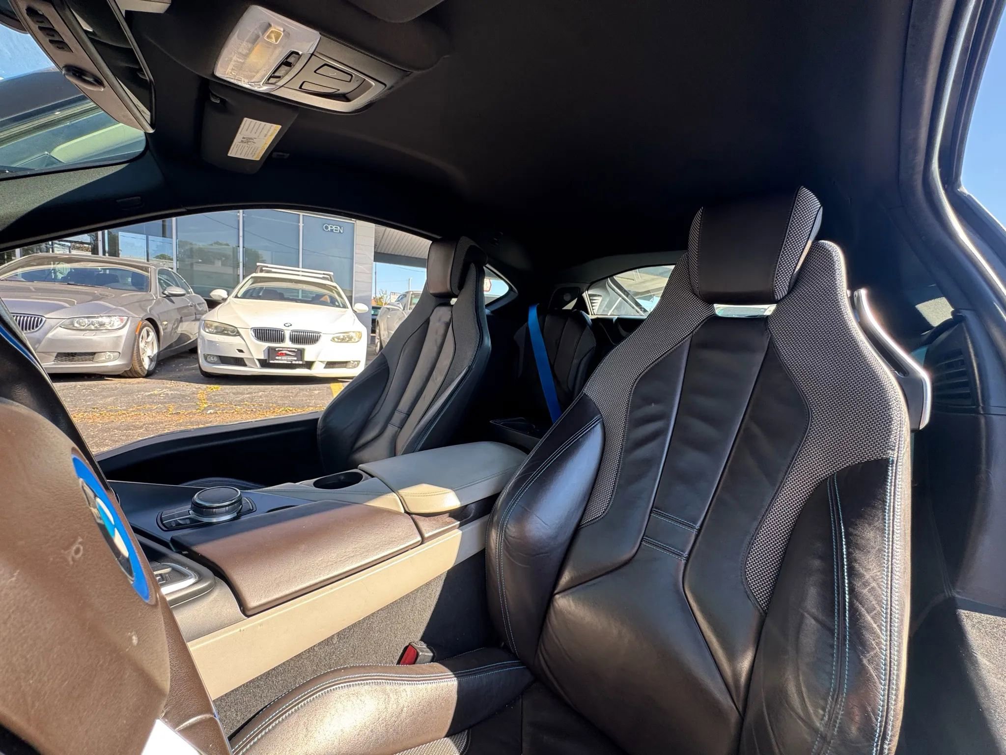 Used 2017 BMW i8 image 15