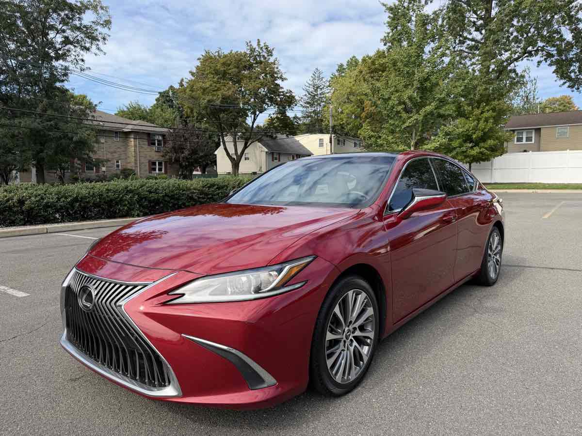 Used 2019 Lexus ES 350 w/ Accessory Package 2 FWD image 4