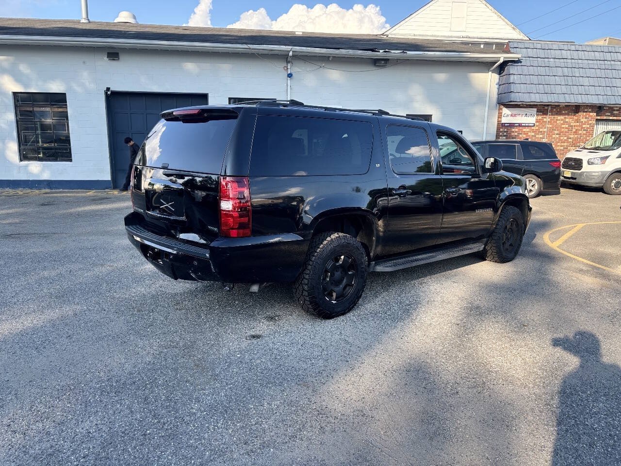 Used 2011 Chevrolet Suburban LT AWD/4WD image 8