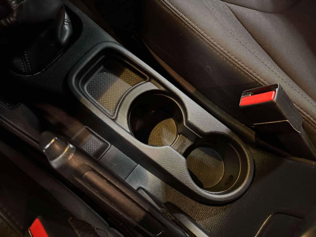 Used 2017 Jeep Wrangler Unlimited Sport w/ Quick Order Package 23S image 27