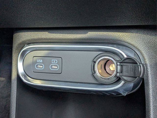 New 2026 Genesis GV60 RWD image 28
