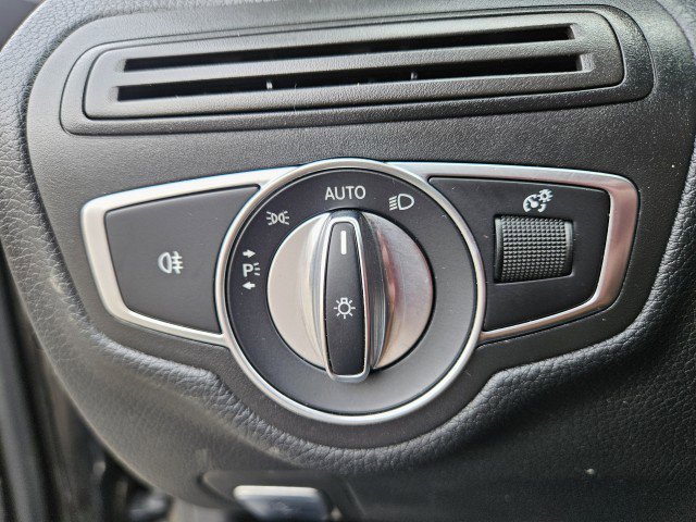 Used 2018 Mercedes-Benz C 300 4MATIC Cabriolet image 16