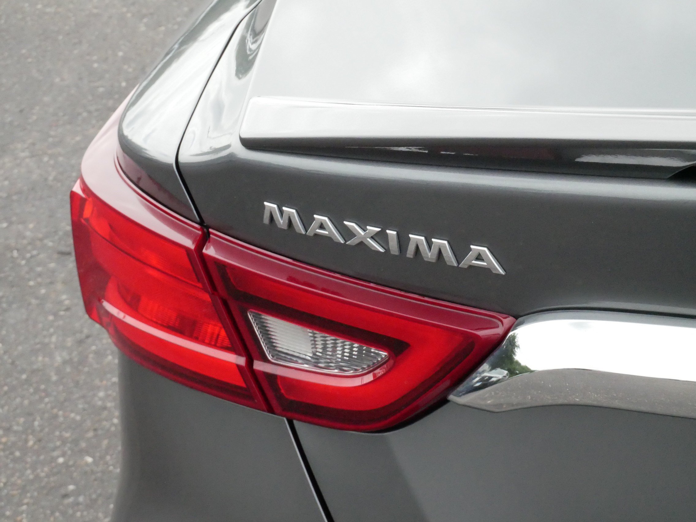 Used 2018 Nissan Maxima Platinum FWD image 16
