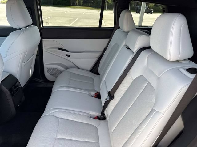 New 2026 Jeep Cherokee Laredo AWD/4WD image 11