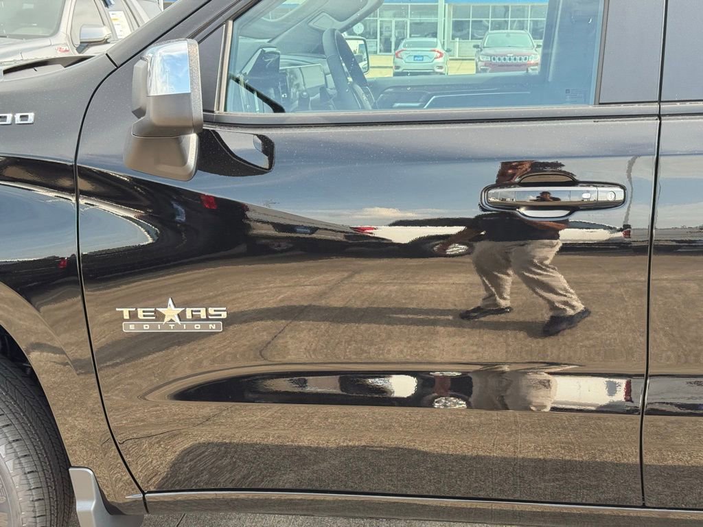 New 2026 Chevrolet Silverado 1500 LT image 23