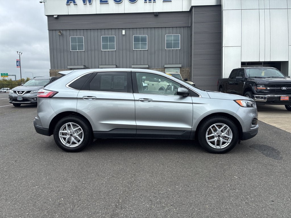 Used 2024 Ford Edge SEL AWD/4WD image 8