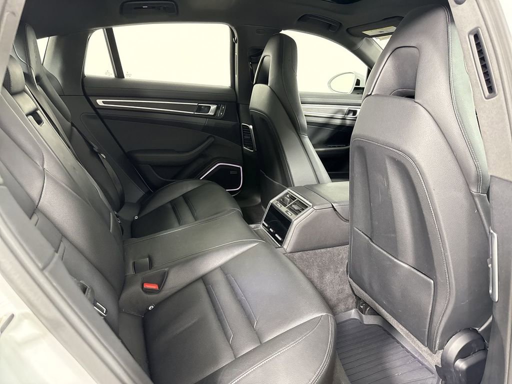 Certified 2023 Porsche Panamera 4 image 25