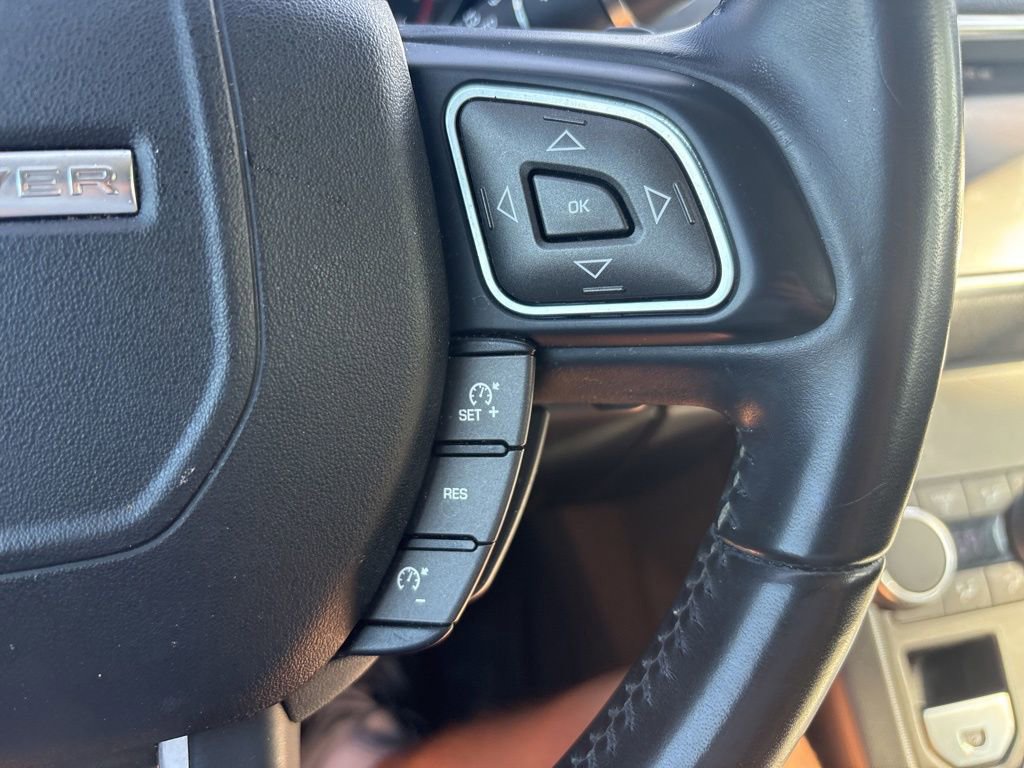 Used 2018 Land Rover Range Rover Evoque SE AWD/4WD image 21