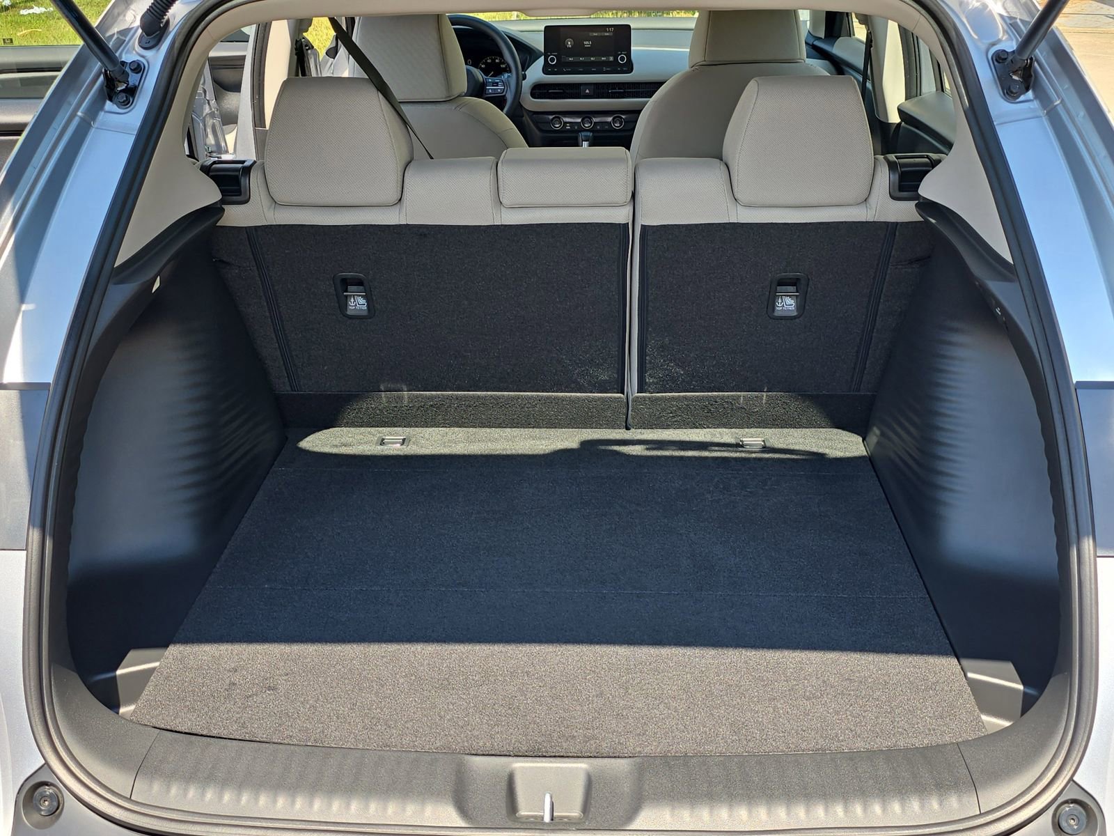 Used 2025 Honda HR-V LX image 18