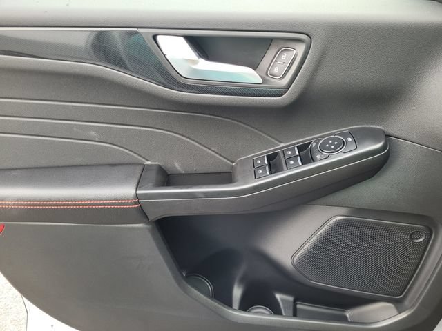 New 2026 Ford Escape ST-Line w/ Tech Pack #1 FWD image 26