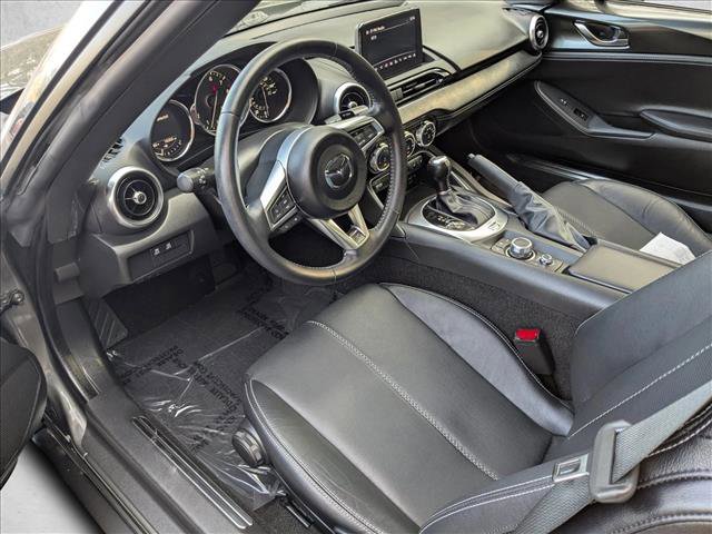 Used 2023 MAZDA MX-5 Miata Grand Touring w/ Weather Package image 9