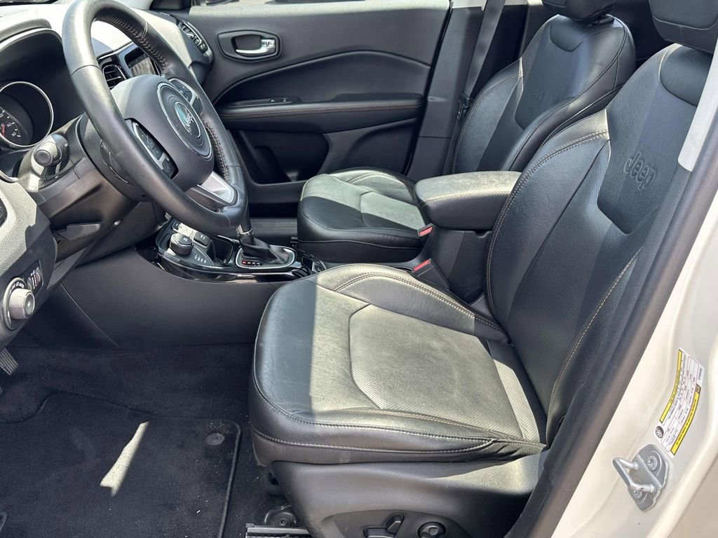 Used 2019 Jeep Compass Limited AWD/4WD image 19