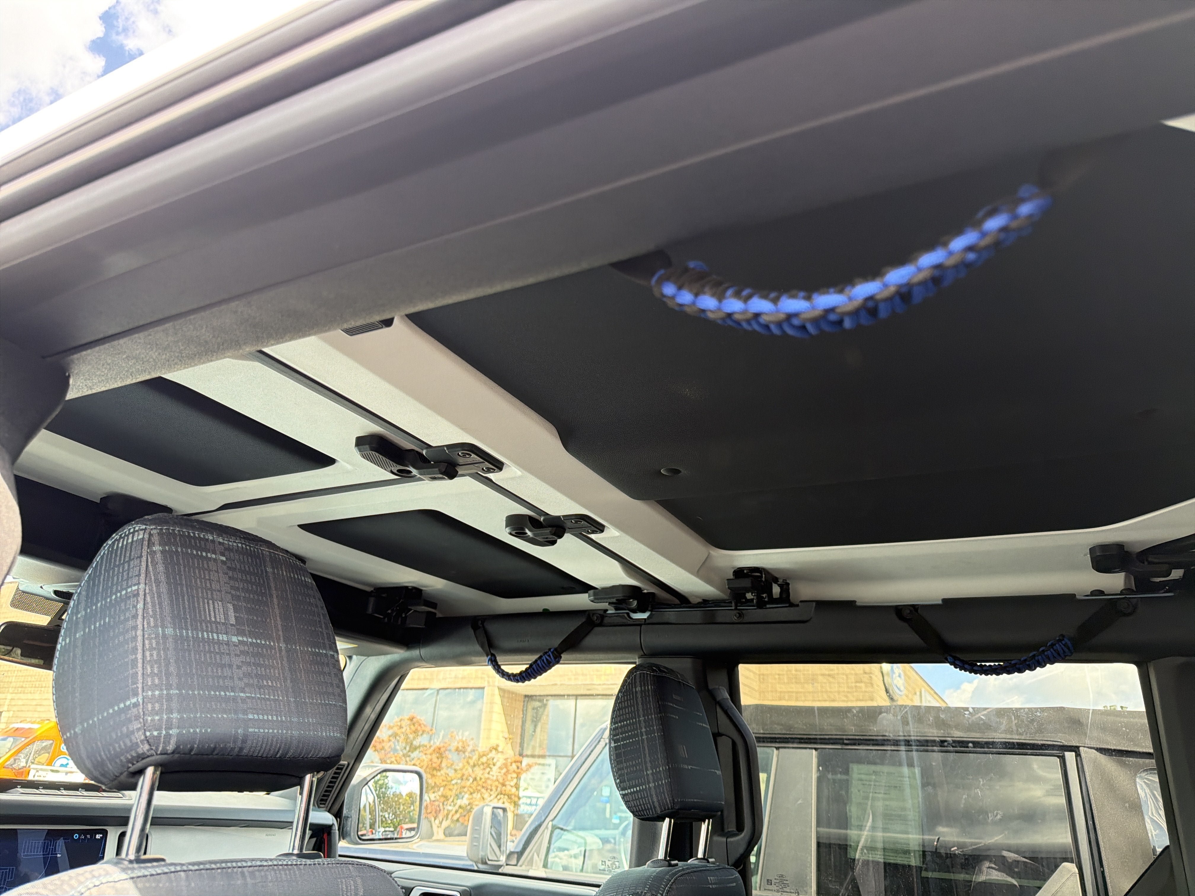 Used 2025 Ford Bronco Heritage Edition AWD/4WD image 24
