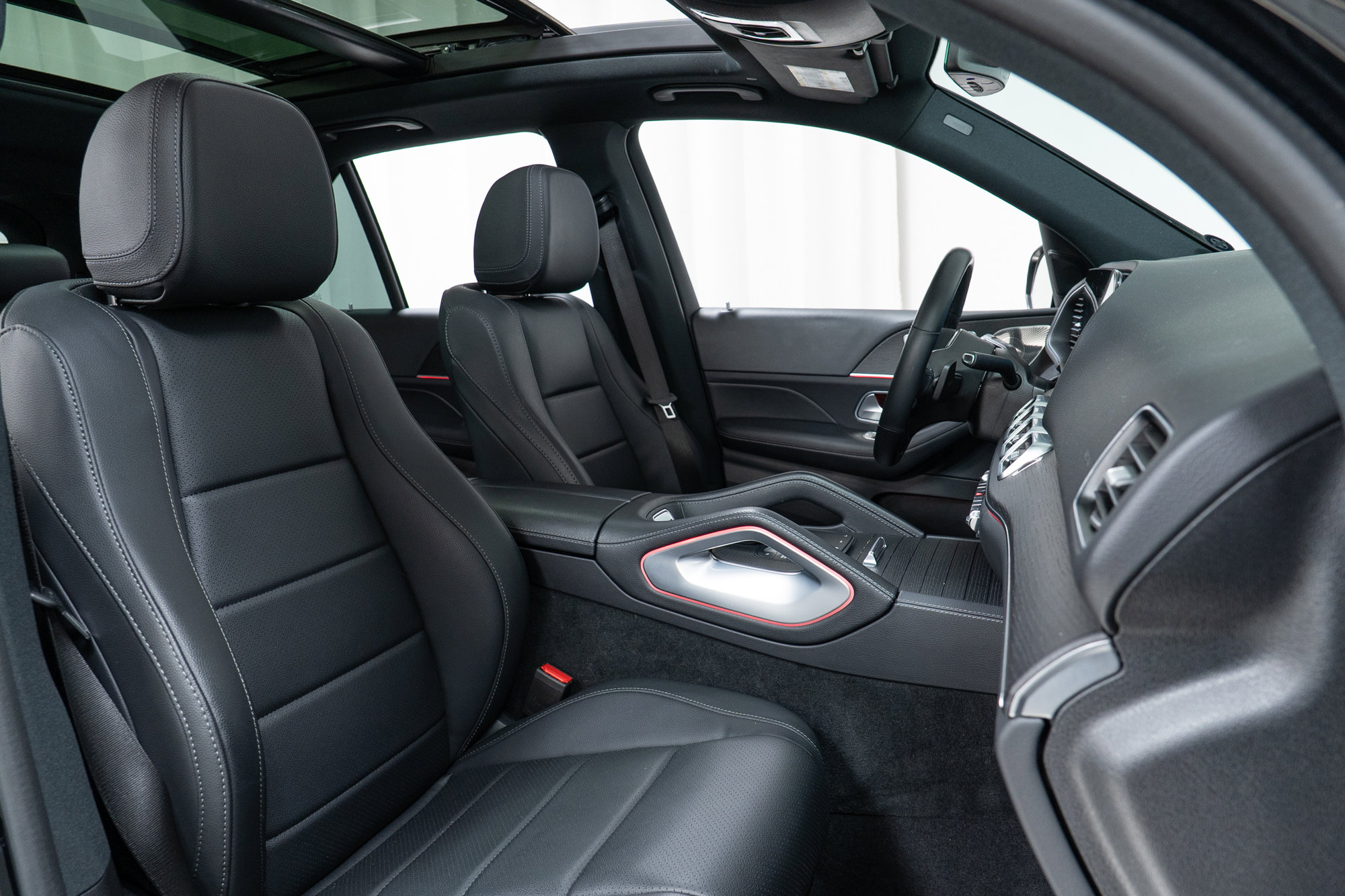 Certified 2022 Mercedes-Benz GLE 350 4MATIC w/ AMG Line Exterior image 21