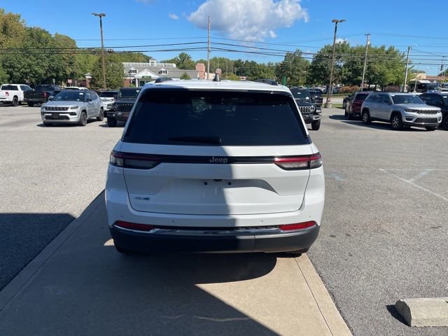 Certified 2024 Jeep Grand Cherokee Limited 4xe AWD/4WD image 5